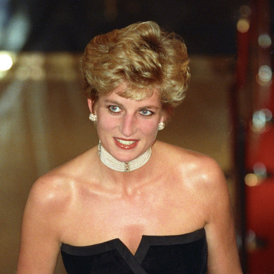 The Princess of Wales arrives at the premiere of Ridley Scott's "1492: Conquest of Paradise" in central London October 19, 1992.
