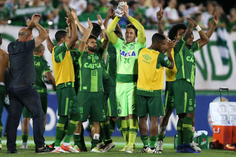 Players of Chapecoense celebrate after their match against San Lorenzo at the Arena Conda stadium in Chapeco, Brazil, November 23, 2016. 