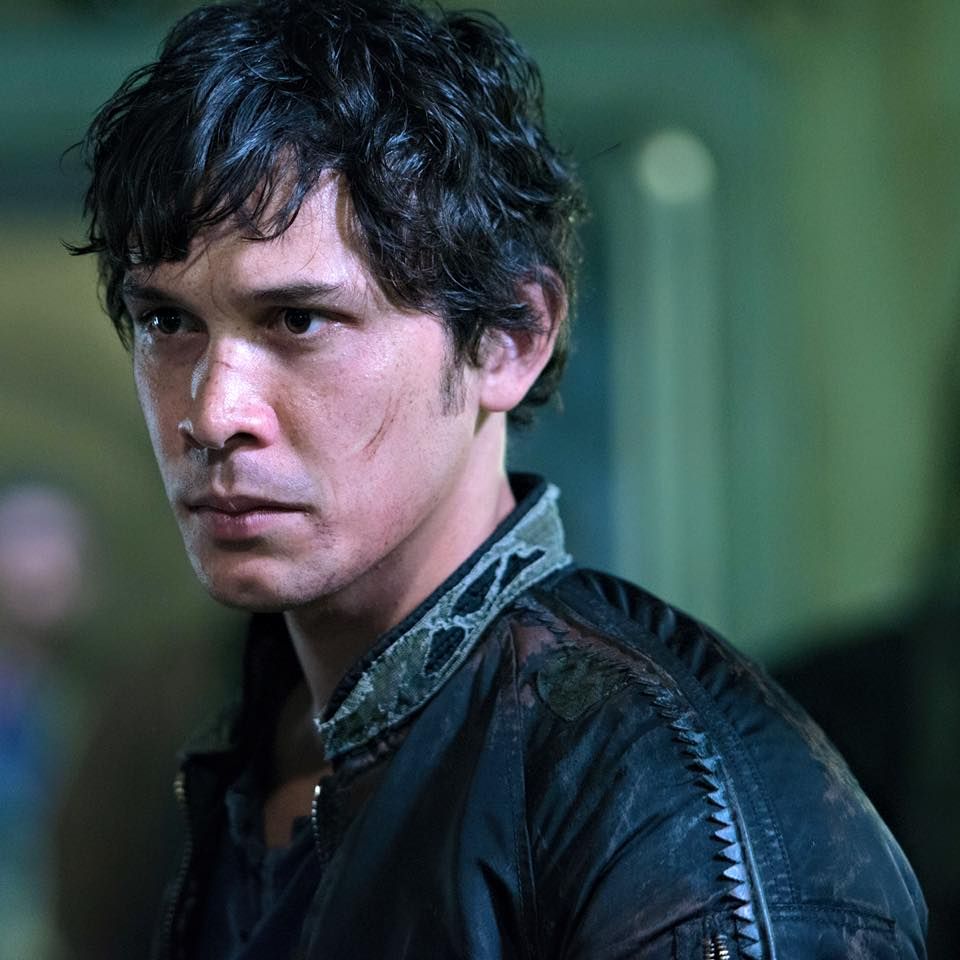 'The 100' season 4 episode 11 preview: Bellamy plays the hero