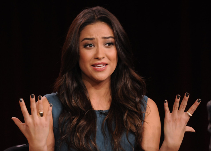 Pretty Little Liars star Shay Mitchell -RTR3CAHR