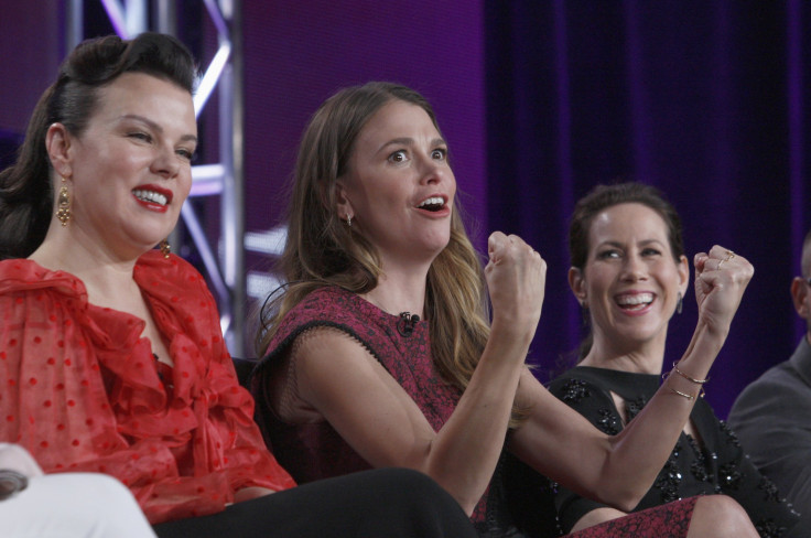 Younger stars Debi Mazar, Sutton Foster and Miriam Shor RTR4KVBZ