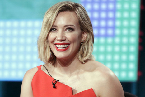 Younger star Hilary Duff RTX21C3P
