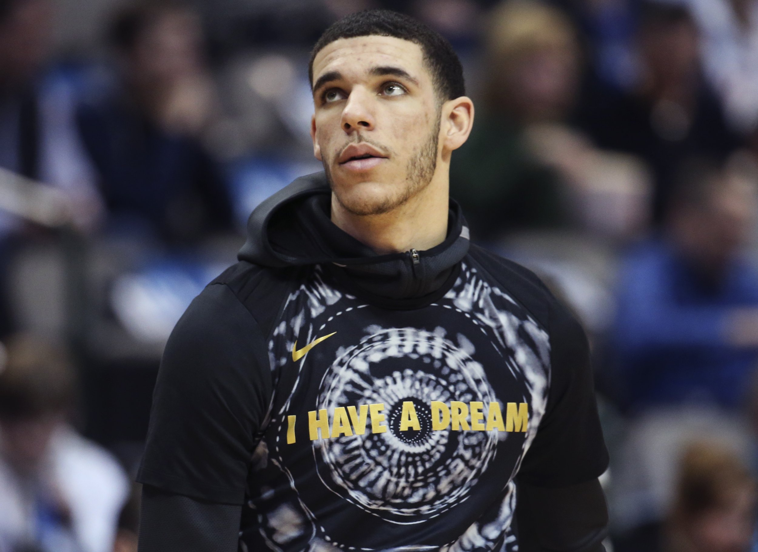 Lonzo Ball Injury Update: Lakers Guard To Miss Extended Period