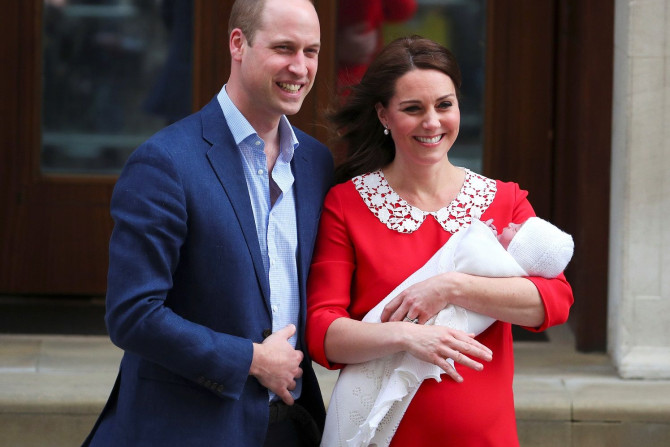 Britain's Catherine, the Duchess of Cambridge and Prince William leave the Lindo Wing of St Mary's Hospital with their new baby boy in London, April 23, 2018.