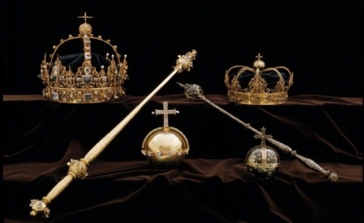 Crowns of Swedish King Charles IX and Queen Christina and the royal orb were taken by thieves in speedboat heist