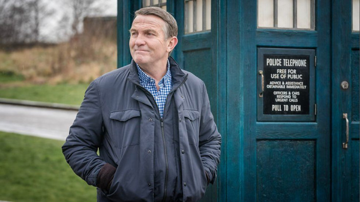 Graham (Bradley Walsh) in "Doctor Who" 11x04 "Arachnids in the UK"