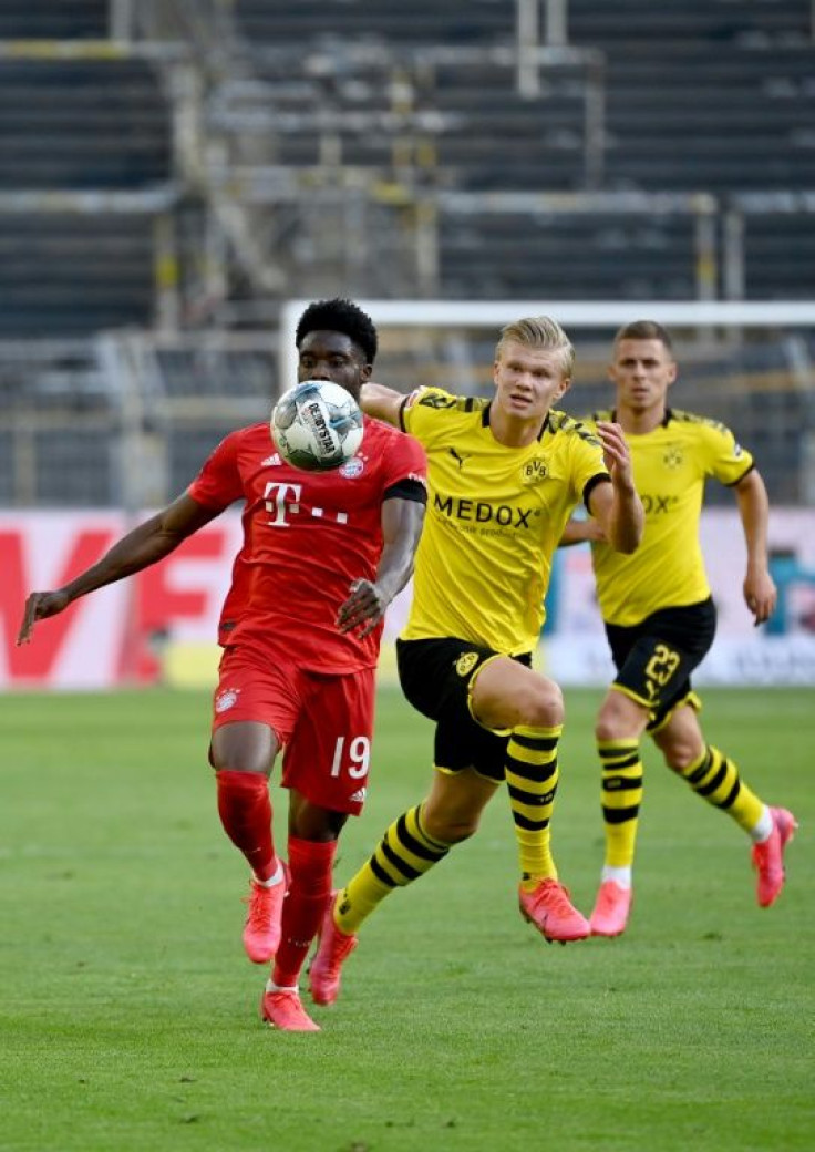 Dortmund's Norwegian forward Erling Braut Haaland (C) had a frustrating time against the Bayern defence.