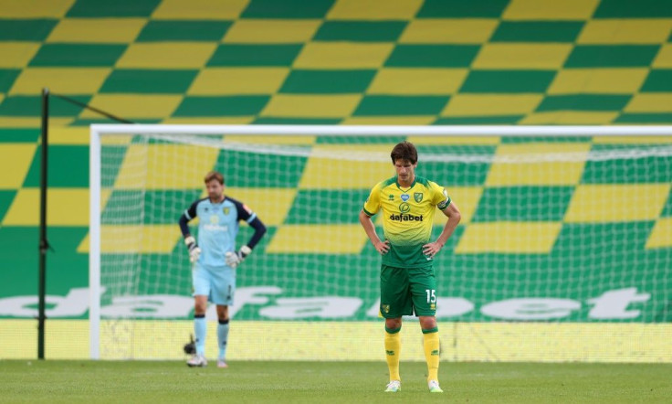 Norwich are even closer to relegation after a 3-0 defeat by Southampton