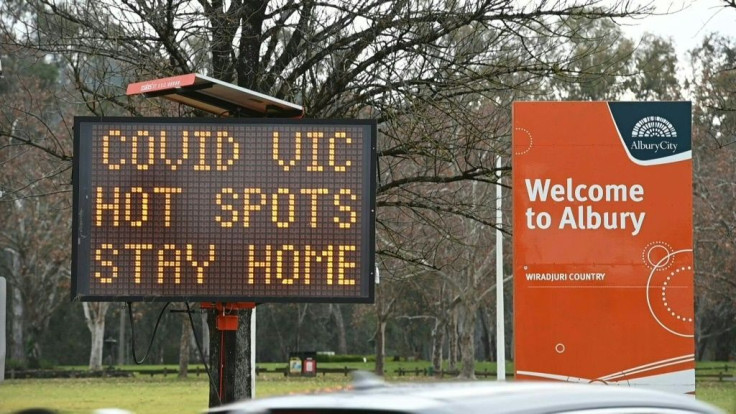 Australia: Warning signs at Victoria state border ahead of virus lockdown
