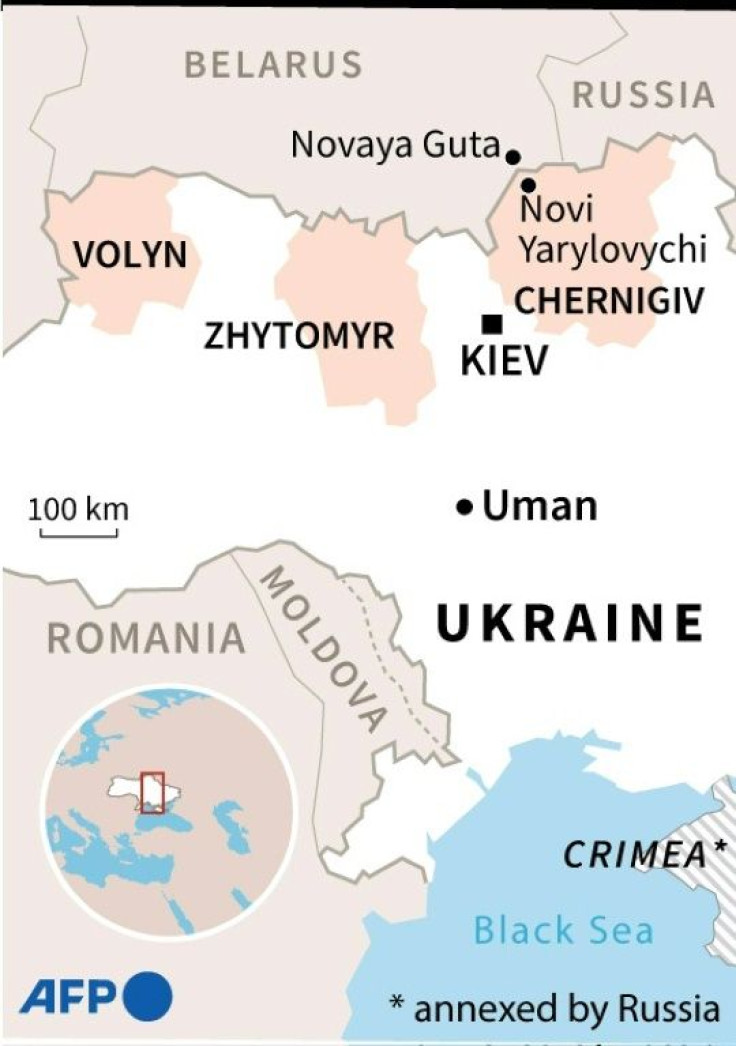 Map locating regions in Ukraine and a border crossing with Belarus where hundreds of Hasidic Jews on a pilgrimage are stuck at the border.