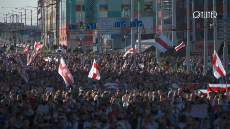 IMAGESTens of thousands of opposition supporters march in the Belarusian capital of Minsk despite authorities deploying a heavy police presence.The opposition movement has kept up a wave of large-scale demonstrations every Sunday since President Alexander
