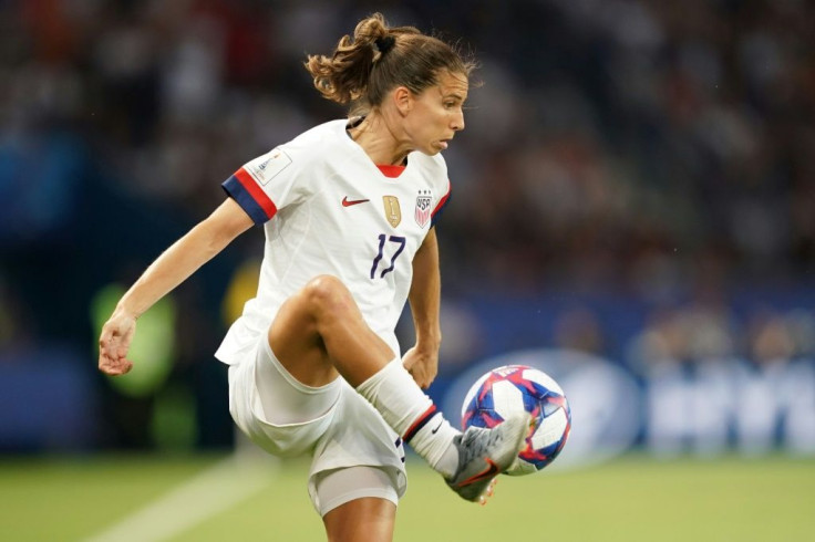 US forward Tobin Heath has signed for Manchester United