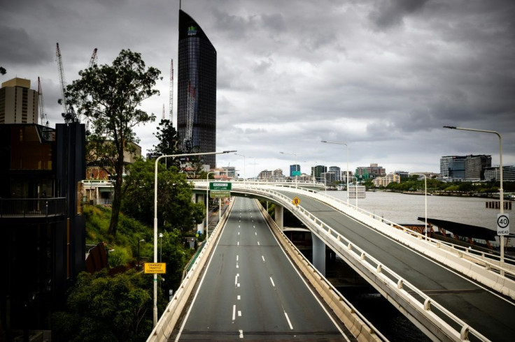 Brisbane's Riverside Expressway deserted after a new lockdown order
