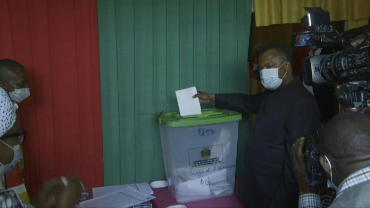 IMAGES Congo-Brazzaville President Denis Sassou Nguesso votes in the first round of the presidential election at the Wenze town polling station. The Republic of Congo is voting in a presidential election which is being boycotted by the main opposition and
