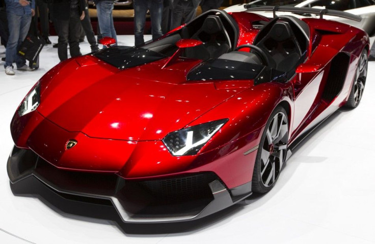 The new Aventador J concept car would offer an utterly indescribable experience of power and dynamics.