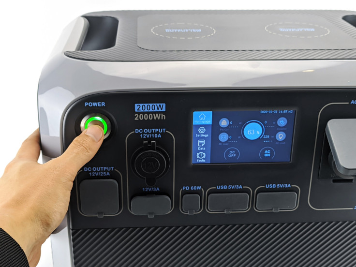 Hands-on with the Bluetti AC200P Portable Power Station