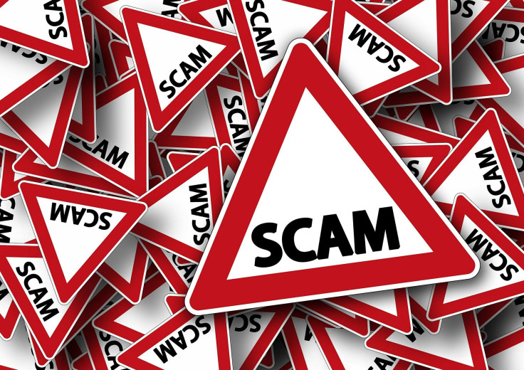 Scammers are using social media platforms to launch finanical scams.