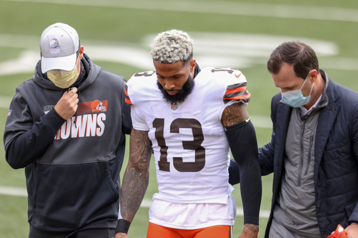 Odell Beckham Jr. #13 of the Cleveland Browns walks off the field in the game against the Cincinnati Bengals at Paul Brown Stadium on October 25, 2020 in Cincinnati, Ohio.