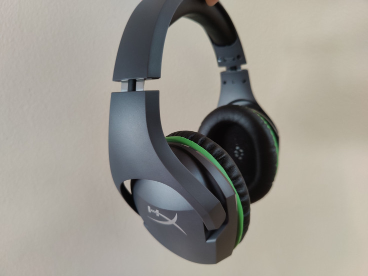 The HyperX CloudX Stinger Core headset has great HyperX-grade audio, but connection issues and build quality keep this one from being great