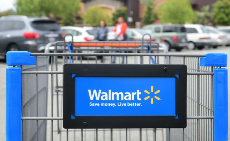 Walmart announced plans to hire 150,000 US workers ahead of the holidays
