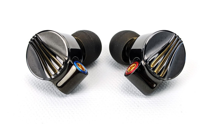 Hands-on with the FiiO FD7 IEMs
