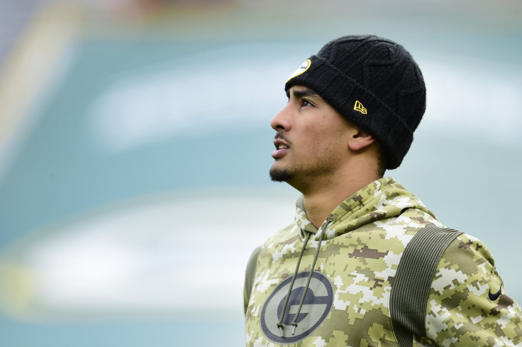 Jordan Love #10 of the Green Bay Packers warms up before the game against the Seattle Seahawks at Lambeau Field on November 14, 2021 in Green Bay, Wisconsin.