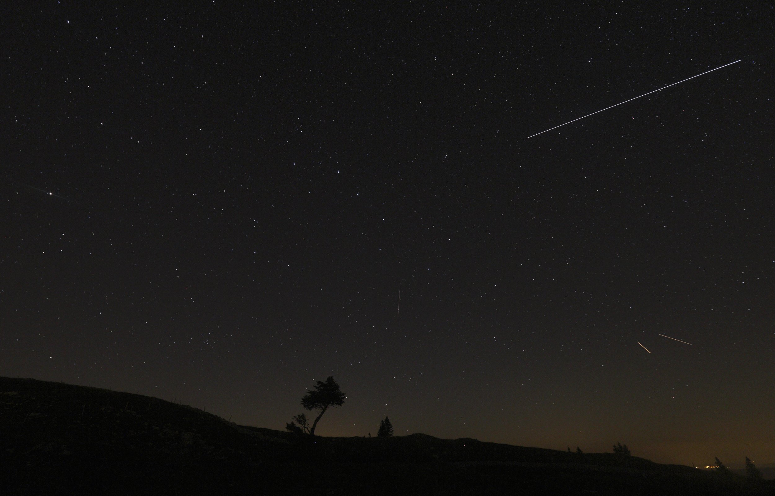 Skywatching Don't Miss The Lyrids Meteor Shower Peak This Week
