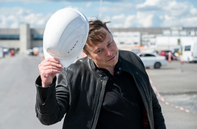 SpaceX Beats Earnings Forecasts as Musk Warns Memory Chip Prices Will Keep Rising on AI Demand This Week