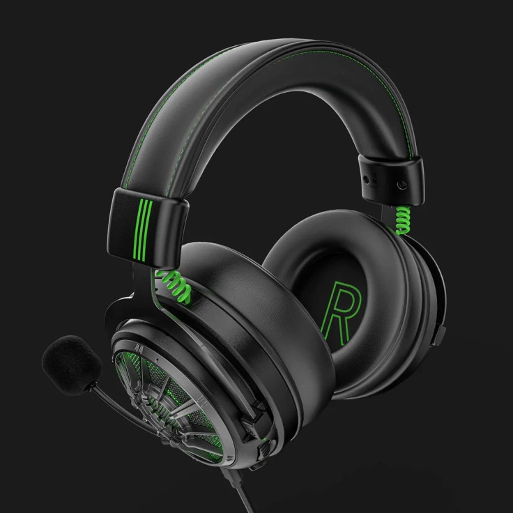 Unique sci-fi design creates a lifelike experience that lets you get even more immersed in your game world. With this stylish headset, nothing gets in the way of your performance and excitement for the game.