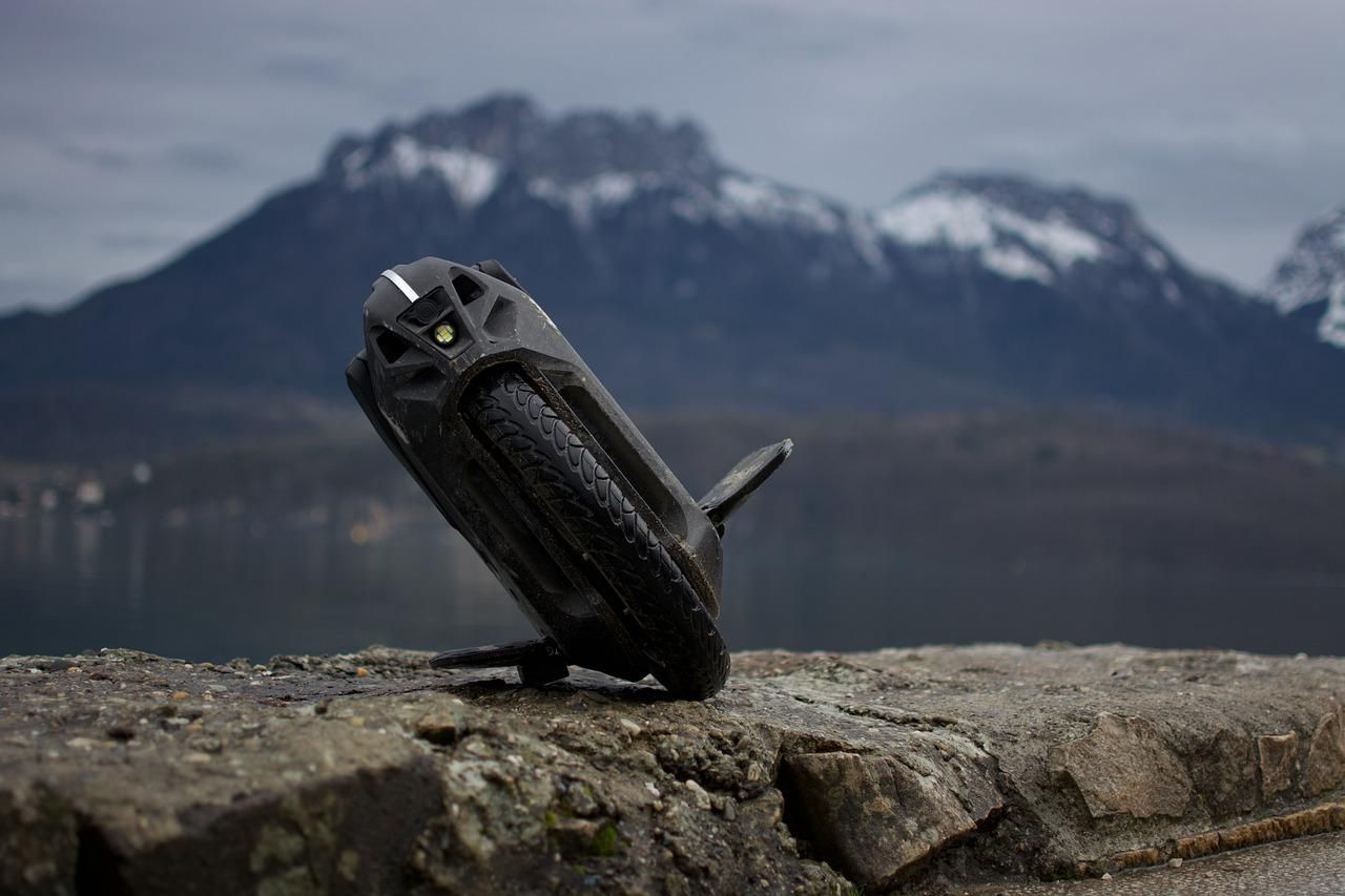 Authorities Warn Against Certain Electric Unicycles Over Battery Fire Risks