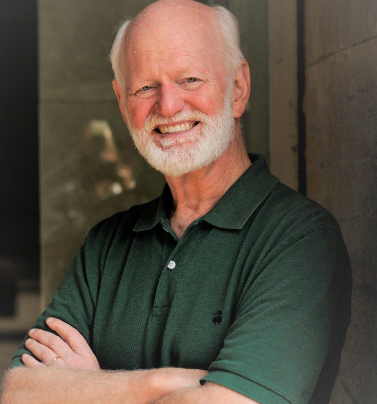 Marshall Goldsmith, a top business coach who works with leaders of some of the world's biggest companies, always highlights the strong connection between life and business.