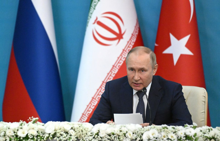 Russian President Vladimir Putin attends a news conference following the Astana Process summit in Tehran, Iran July 19, 2022. Sputnik/Grigory Sysoev/Pool via REUTERSâ¨