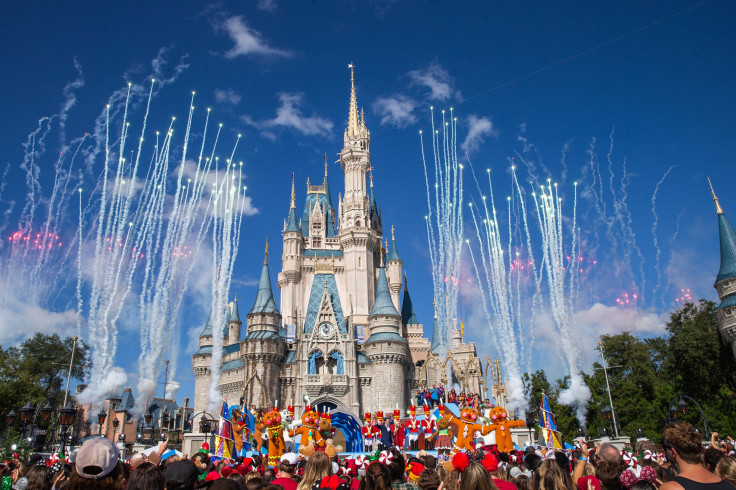 Matthew Morrison and Emma Bunton will host the Disney Parks Magical Christmas Day Parade on Dec. 25.