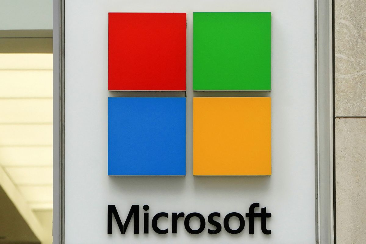 Microsoft vs Apple Stock in 2026: Comparing Two Tech Giants' Very Different Growth Paths for Investors — GLOBAL — Aslikannih