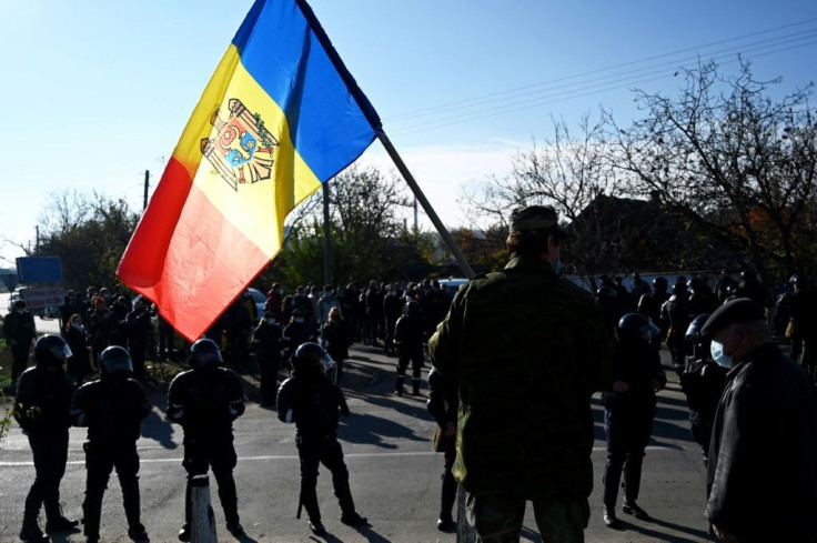 Observers praised Moldova's "well-managed" run-off election conducted during a coronavirus pandemic