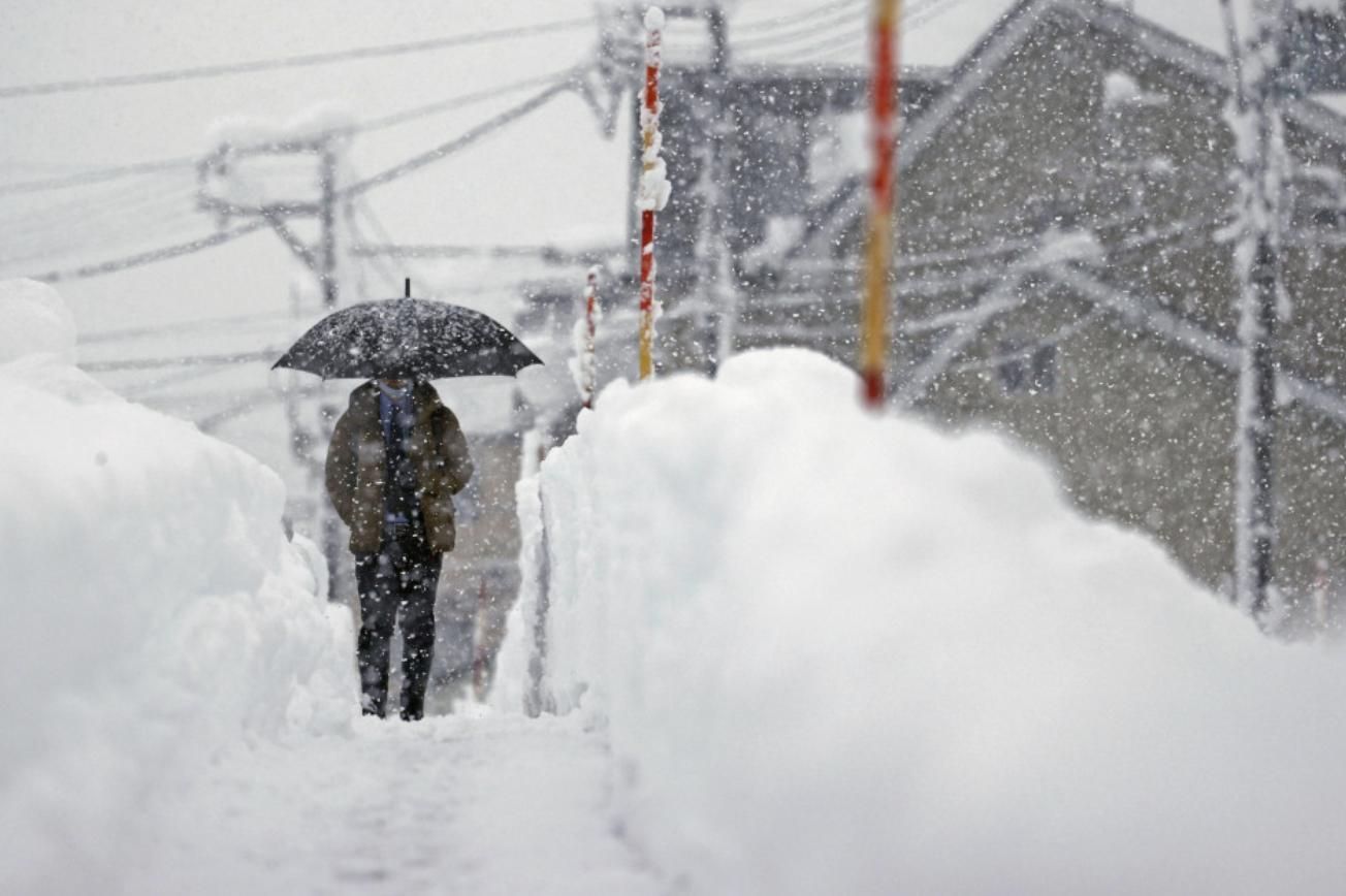 Heavy Snow Warning Hits Colorado, Montana, Wyoming as 2 Feet of Snow and 45 mph Winds Threaten