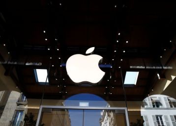 Apple logo at an Apple store in Paris