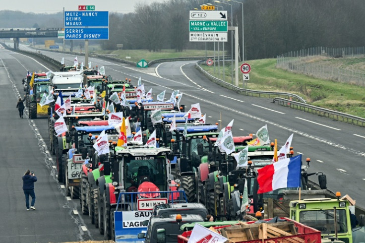No end in sight for the French protests