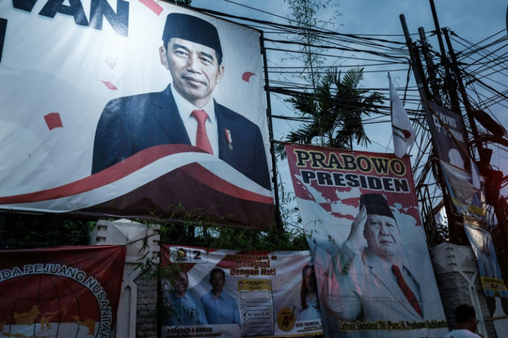 Indonesian President Joko Widodo has thrown his weight behind the campaign of Defence Minister Prabowo Subianto