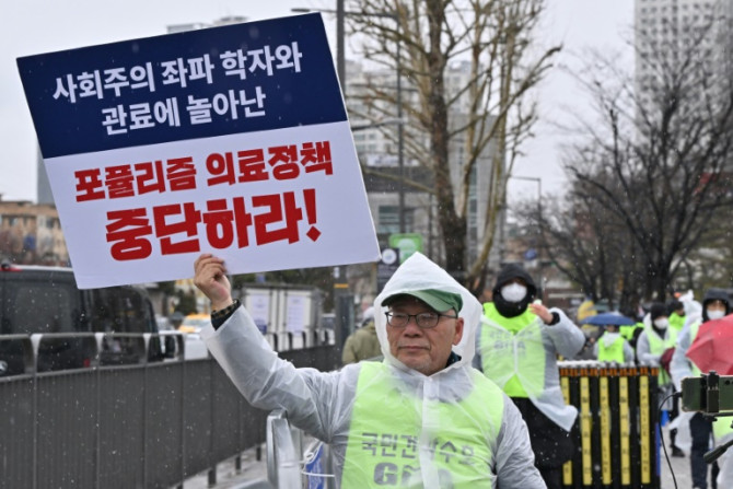 More than 8,800 junior doctors have now quit, said Seoul's Second Vice Health Minister Park Min-soo, part of a spiralling protest against government plans to sharply increase medical school admissions