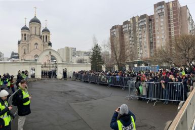 Mourners gather in Moscow for Alexei Navalny's funeral