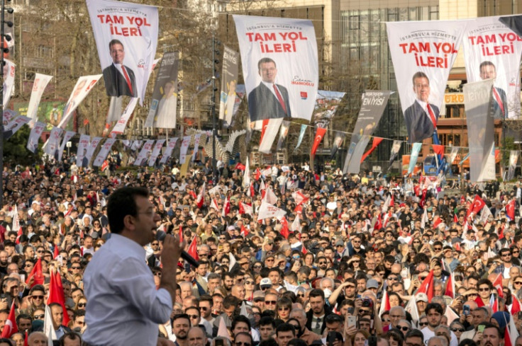 The latest polls show that Imamoglu has a slight lead in Istanbul