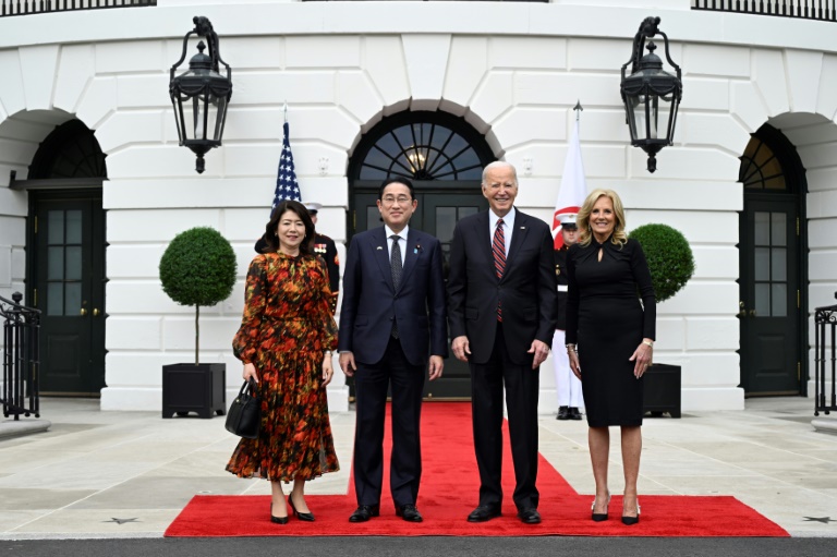 Biden, Japan PM Boost Defense Ties With Eye On China