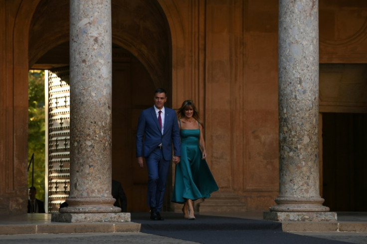 Spain's Pedro Sanchez has agreed to stay on as prime minister after threatening to resign over what he said was a campaign of political harassment targeting his wife, Begona Gomez