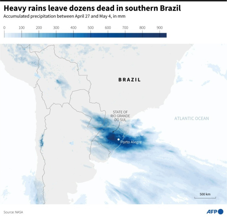 Map of Brazil locating the state of Rio Grande do Sul, the city of Porto Alegre and the heavy rainfall between April 27 and May 4, which has left dozens dead