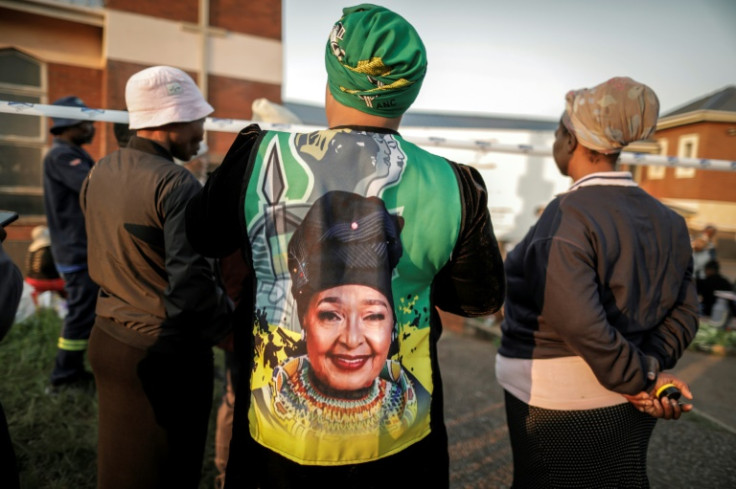 The ANC remains on course to once again become the biggest single party, but three decades after it led South Africa out of apartheid its absolute majority is at risk