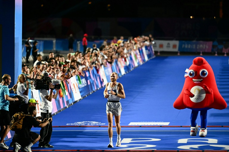 Sweat And Silly Hats At Paris ‘Marathon For All’