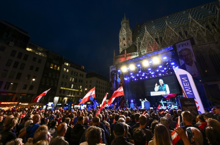 Austrians Vote With Far Right In Sight Of Historic Win