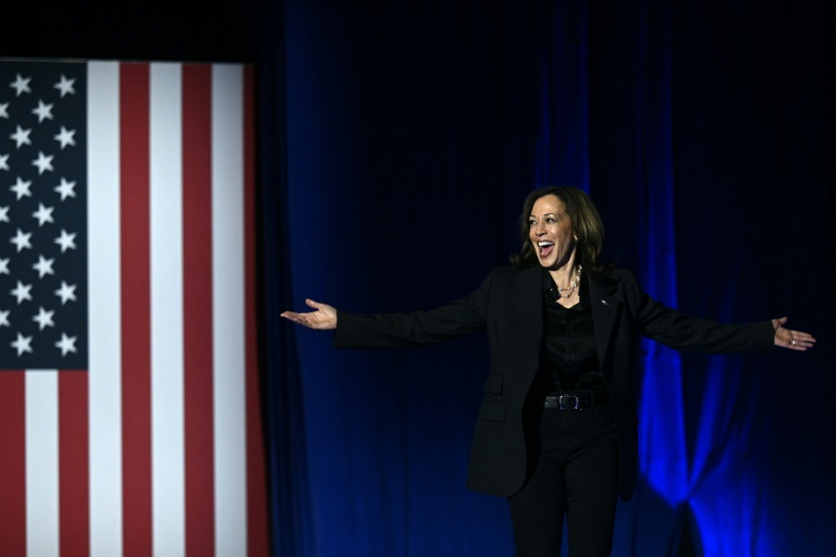 Harris, Trump Go Toe To Toe In Frenzied Final Campaign Weekend