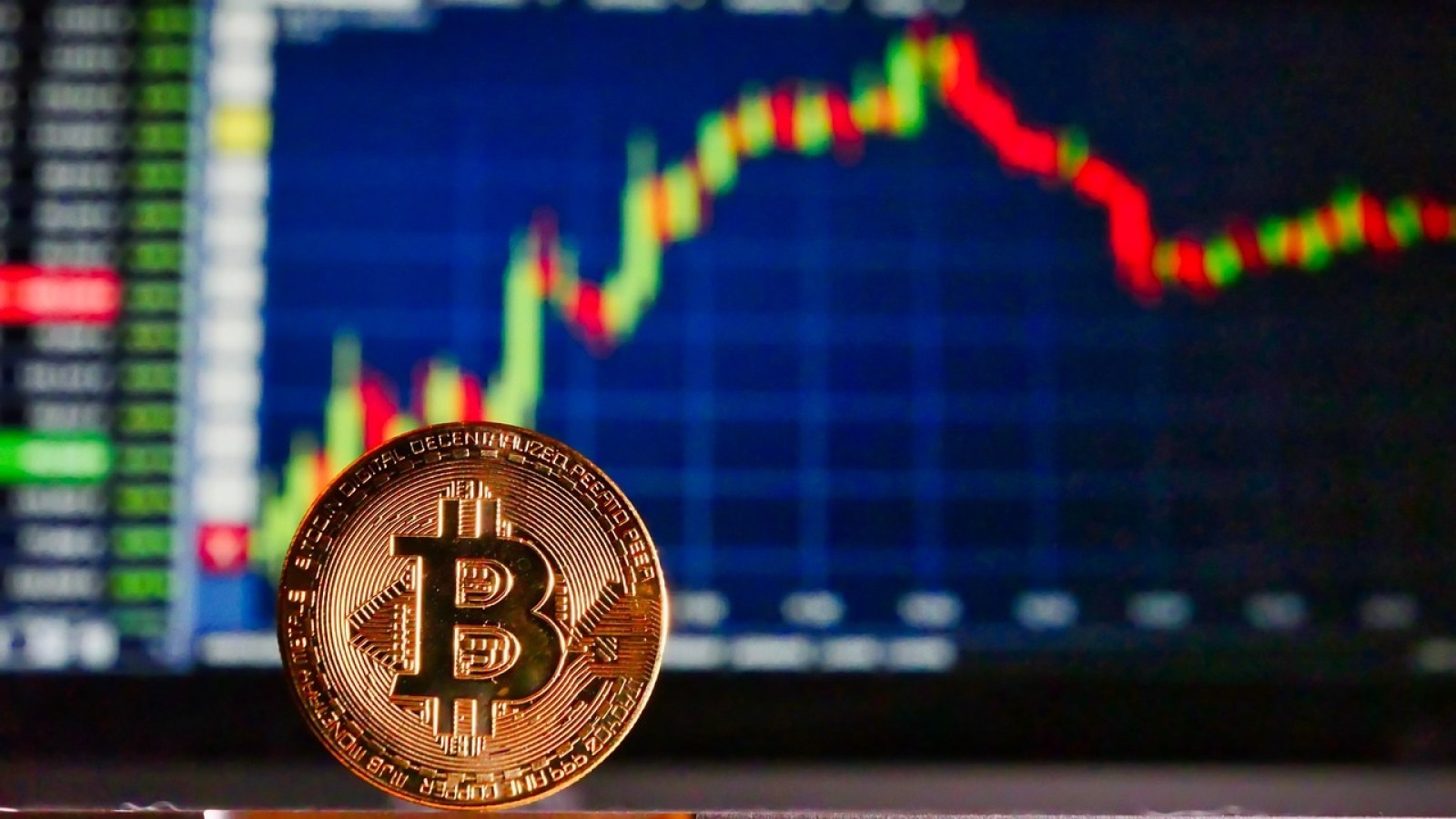 Bitcoin Surges Past $71,000 as Institutional Inflows, Geopolitical Easing Fuel Crypto Rally